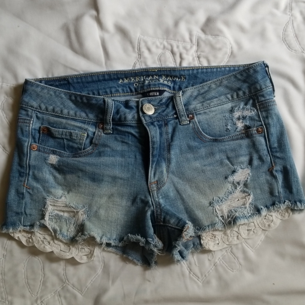 American Eagle shorts size 6